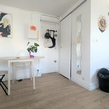 Apartment Centre - Republique *