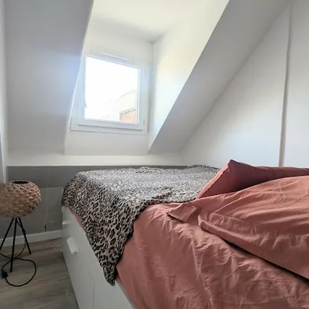 Centre - Republique Apartment